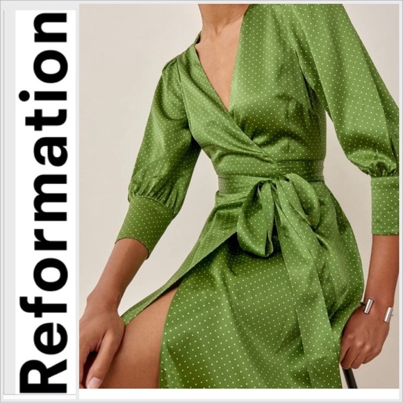 Reformation Dresses & Skirts - NWOT Reformation Merrick Dress polka dot Peat color 100% silk XL
